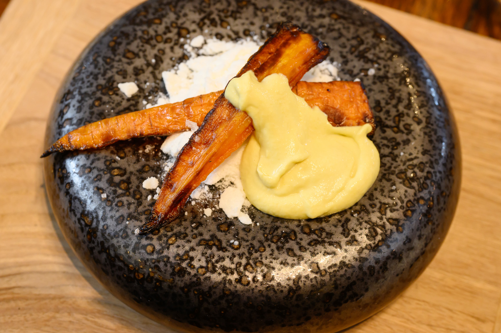 ニンジンソースをかけたニンジン