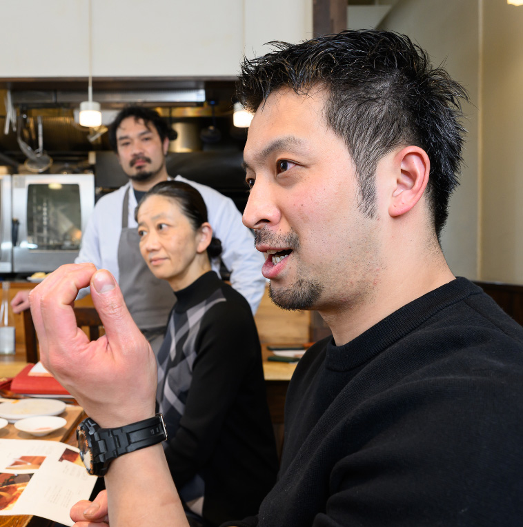 感想を話す大津氏